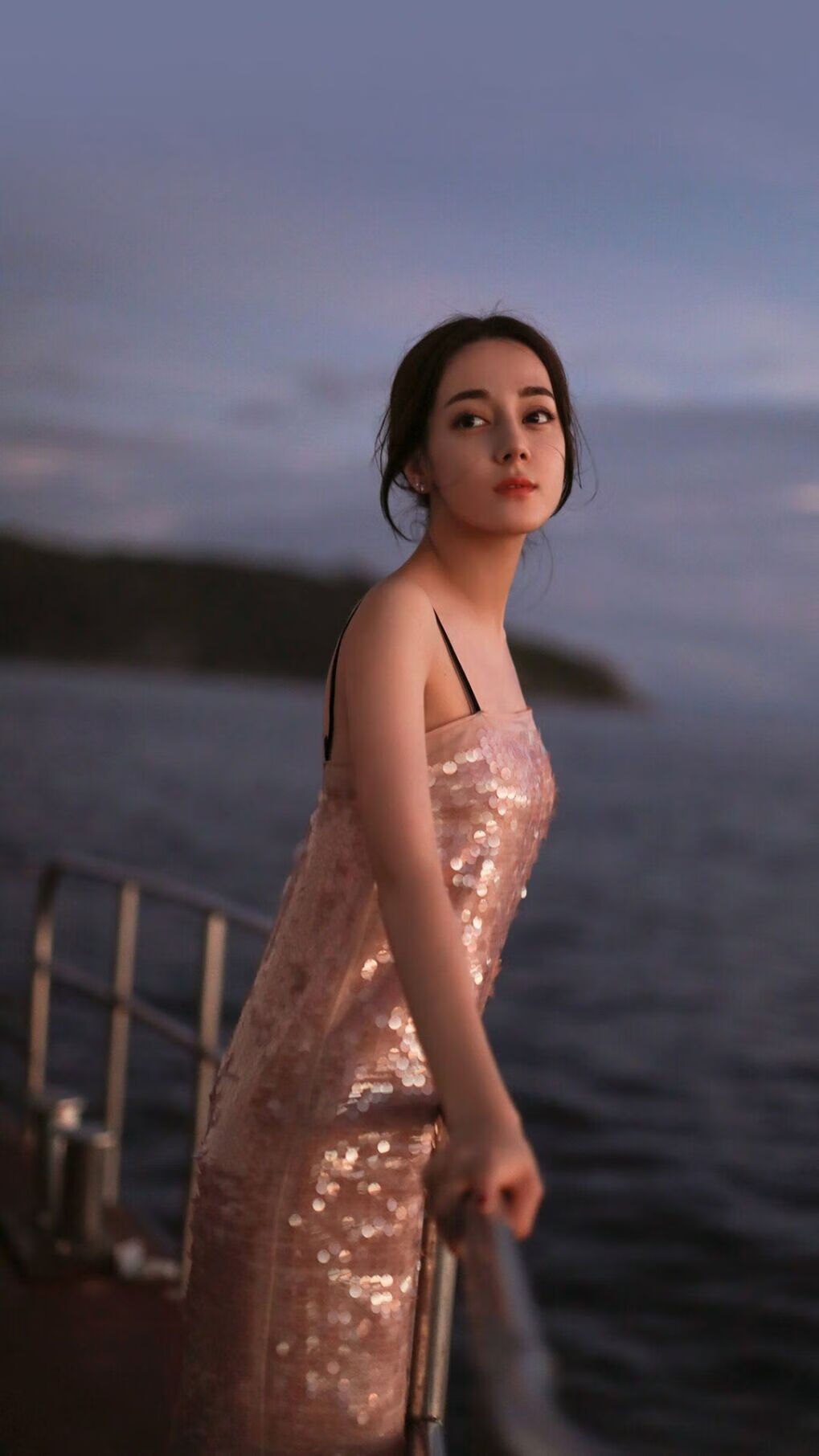 万人观赛，湖畔变身全民水上嘉年华，大班语言甜甜的果汁教案反思